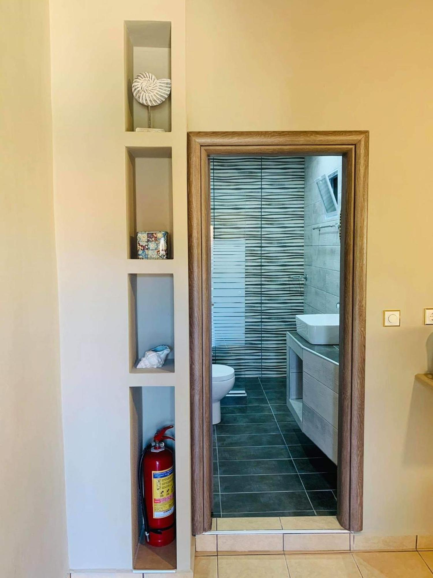 Finikes Apartments Stoúpa Habitación foto